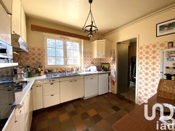 Maison à vendre 8 pièces 174 m² Le Mesnil-Saint-Denis