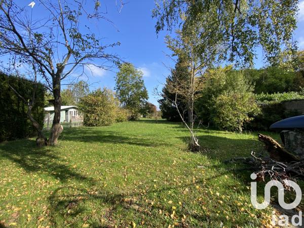 Maison à vendre 8 pièces 174 m² Le Mesnil-Saint-Denis