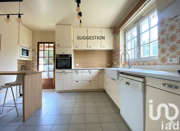 Maison à vendre 8 pièces 174 m² Le Mesnil-Saint-Denis