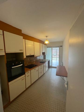 POISSY - Hyper Centre- 3 Pièces de 73 m²

Loyer €1 100/mois charges comprises **

- Ref : 8864