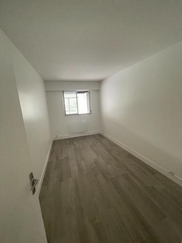 POISSY - Hyper Centre- 3 Pièces de 73 m²

Loyer €1 100/mois charges comprises **

- Ref : 8864