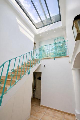 Exclusivité - Maison familiale avec piscine  - Quartier pavillonnaire