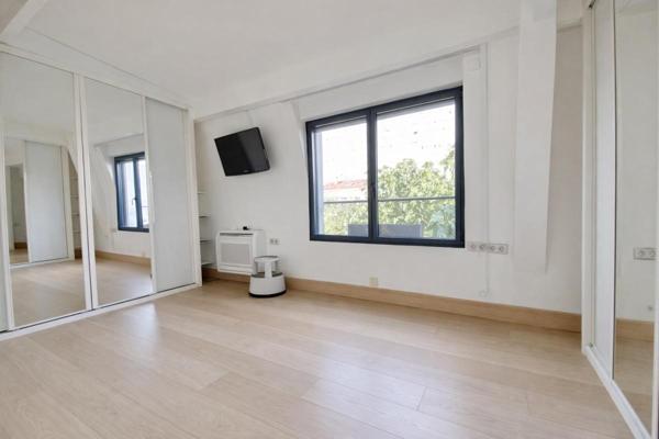 Exclusivité - Maison familiale avec piscine  - Quartier pavillonnaire