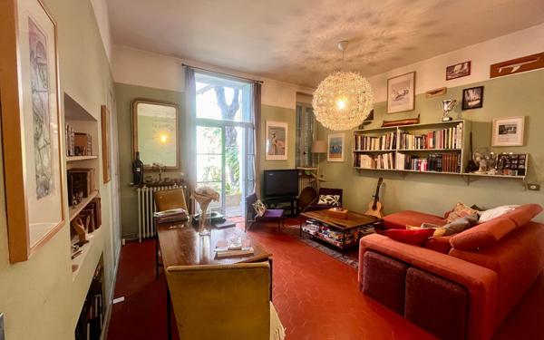 Appartement à vendre    4 pièces • 90 m2 Nîmes