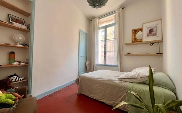 Appartement à vendre    4 pièces • 90 m2 Nîmes