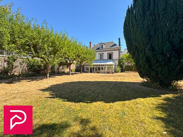 Maison 9 pièces 235 m2
