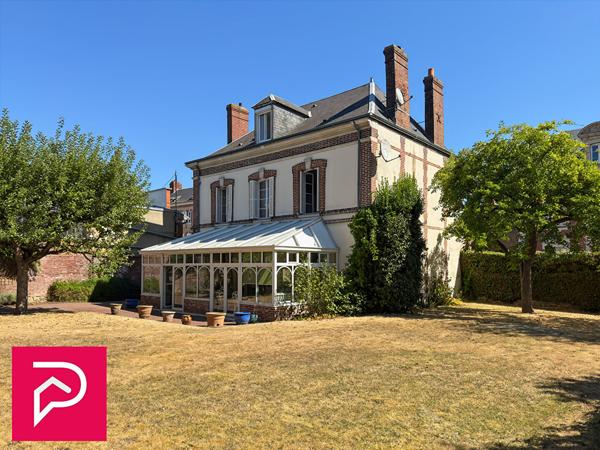 Maison 9 pièces 235 m2