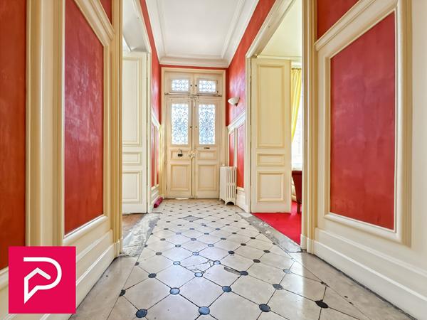 Maison 9 pièces 235 m2