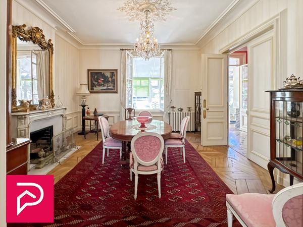 Maison 9 pièces 235 m2