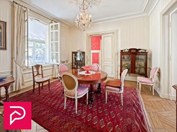 Maison 9 pièces 235 m2