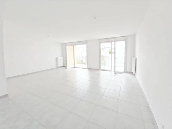 Appartement T3 avec balcon en plein centre de Belley