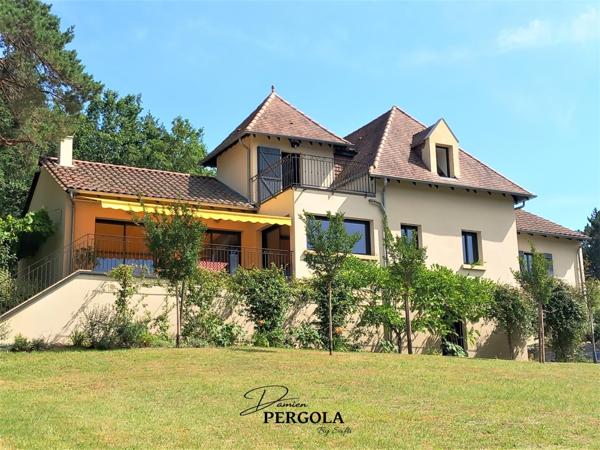 Magnifique maison d'architecte de 178 m² implantée sur un terrain de 5800 m²