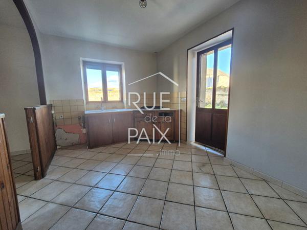 86120 LES TROIS MOUTIERS Maison Les Trois Moutiers 4 pièce(s) 130 m2