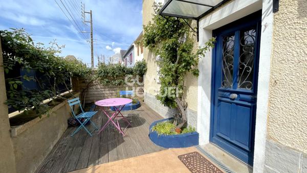 Maison familiale avec grand jardin arboré