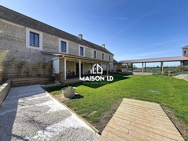 Demeure de prestige 22 pièce(s) 690 m2 , Caen