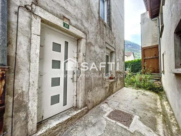 MAISON AVEC JARDIN, POSSIBILITÉ PLUSIEURS LOGEMENTS