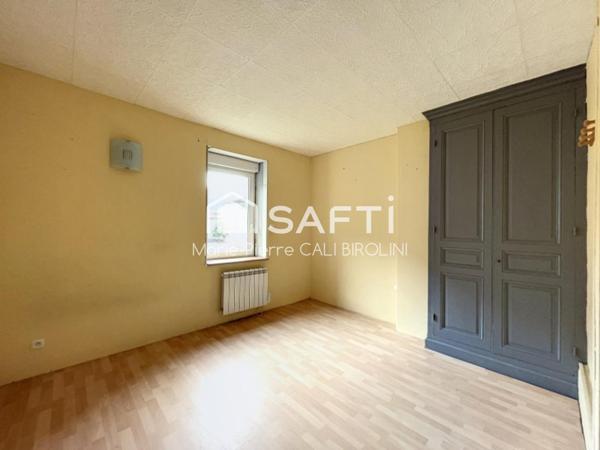 MAISON AVEC JARDIN, POSSIBILITÉ PLUSIEURS LOGEMENTS