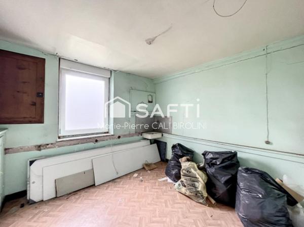 MAISON AVEC JARDIN, POSSIBILITÉ PLUSIEURS LOGEMENTS