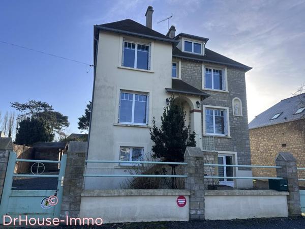 Maison à vendre 9 pièces de 235 m²