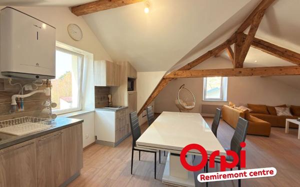Immeuble à vendre    8 pièces • 162 m2 Saint-Nabord