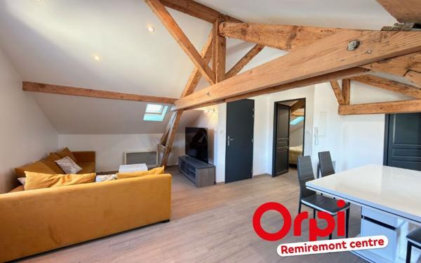 Immeuble à vendre    8 pièces • 162 m2 Saint-Nabord