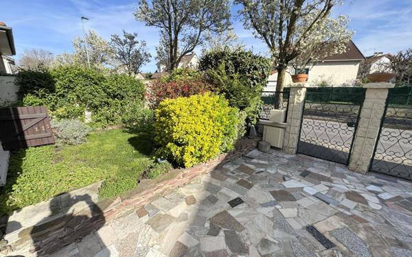 Maison à vendre    4 pièces •  Le Blanc-Mesnil