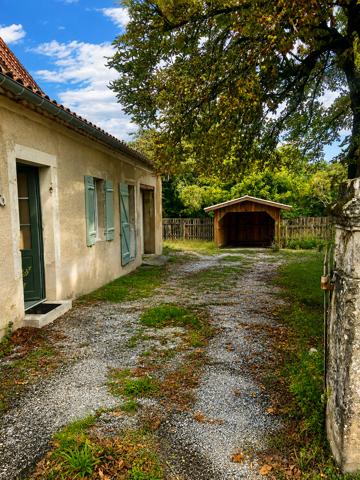 Lerm et Musset - Logement T4 de 125 M2 avec garage et petit jardin