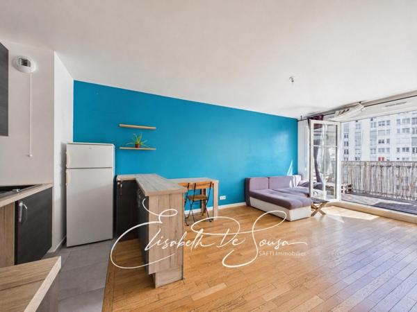 Lumière, terrasse de 5,30 m2 résidence de standing