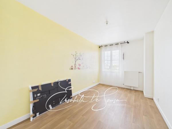 Lumière, terrasse de 5,30 m2 résidence de standing