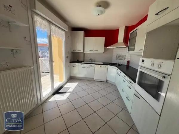 Appartement à louer 3 pièces 71m² Issoire (63500)