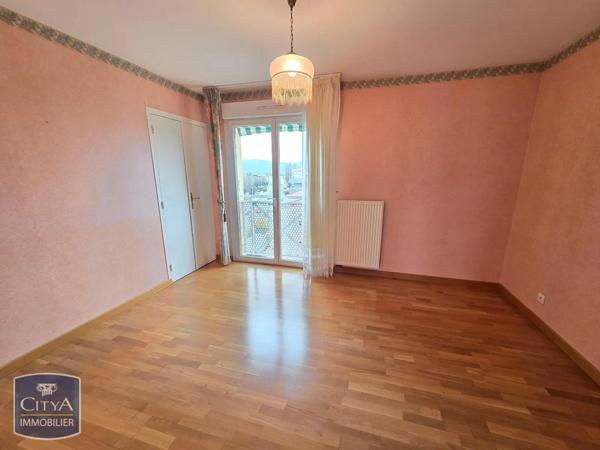 Appartement à louer 3 pièces 71m² Issoire (63500)