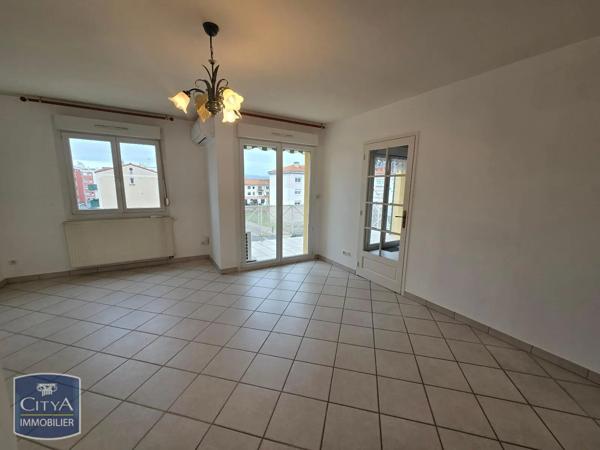Appartement à louer 3 pièces 71m² Issoire (63500)
