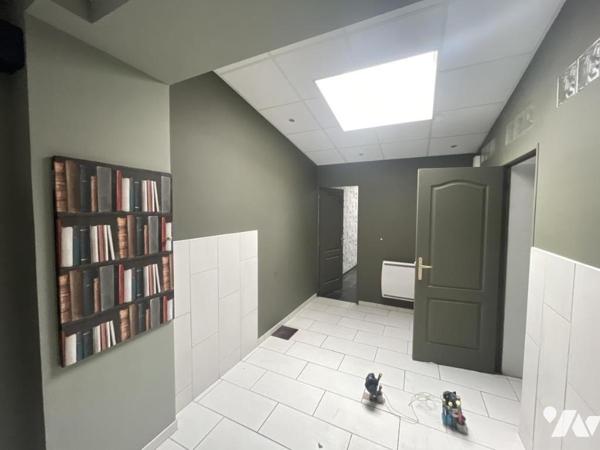 Immeuble mixte – Local professionnel 49 m² + T2 loué – Idéal investisseur