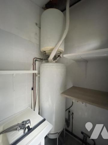 Immeuble mixte – Local professionnel 49 m² + T2 loué – Idéal investisseur