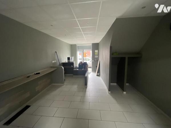 Immeuble mixte – Local professionnel 49 m² + T2 loué – Idéal investisseur