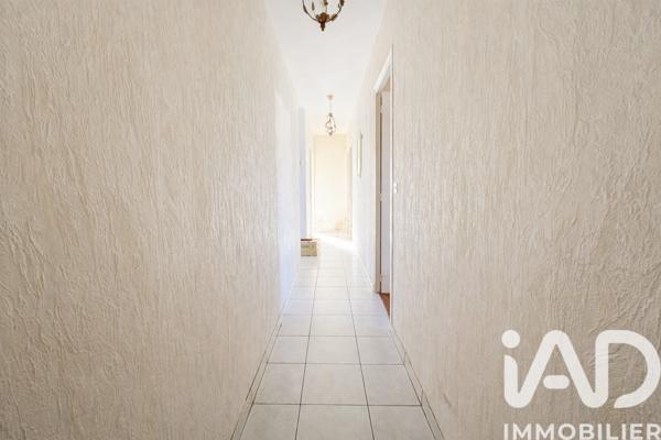 Maison à vendre 4 pièces 75,17 m² Terres-de-Haute-Charente