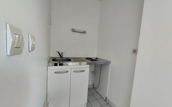 Appartement à vendre    1 pièce • 17,60 m2 Noisy-le-Grand
