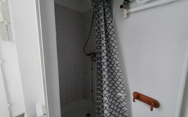 Appartement à vendre    1 pièce • 17,60 m2 Noisy-le-Grand