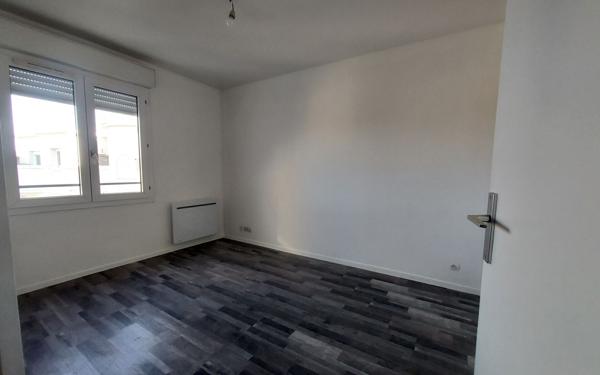 Appartement à vendre    1 pièce • 17,60 m2 Noisy-le-Grand