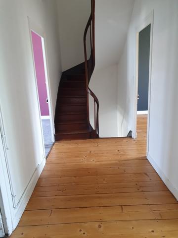 Maison  10 pièce(s)  7 chambre(s)  196 m²