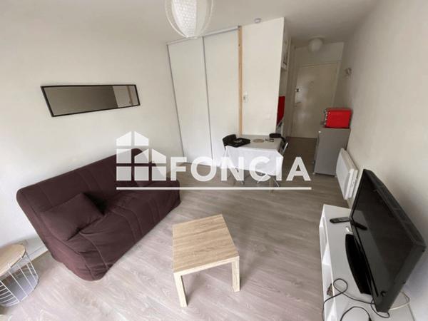 Location Studio meublé 19.33 m² - 203-207 RUE DE COUREILLES La Rochelle 17000