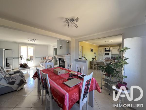 Maison à vendre 14 pièces 219 m² Fatines