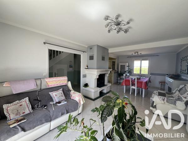 Maison à vendre 14 pièces 219 m² Fatines