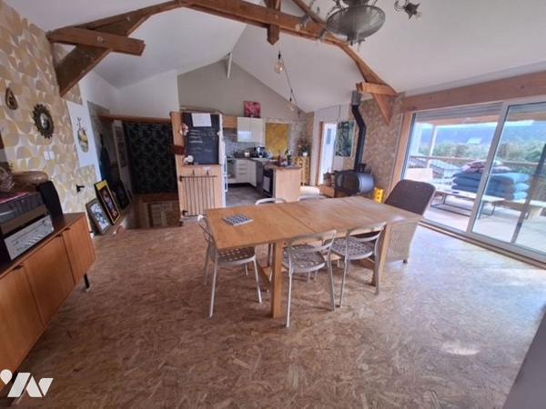 Maison Ducey Les Chéris de 147 m2