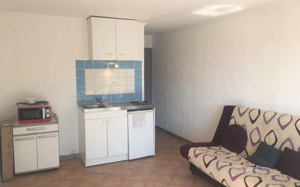 Appartement à vendre    1 pièce • 22 m2 Nîmes