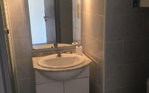 Appartement à vendre    1 pièce • 22 m2 Nîmes