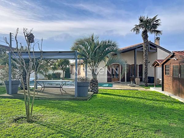 A VENDRE - VILLATE- Maison 4 pièces 104 m2 + piscine + double garage sur terrain arboré 1100m²