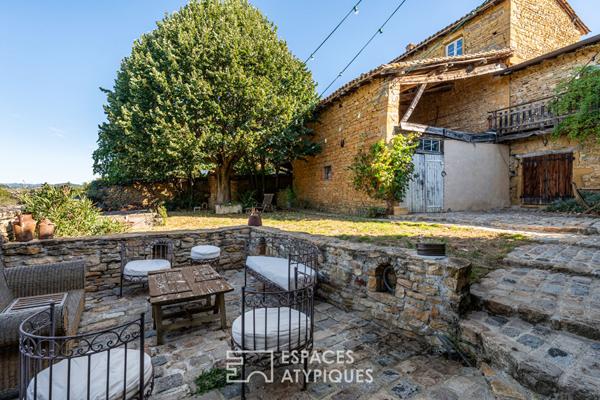 Maison en pierres avec dépendance et vue exceptionnelle