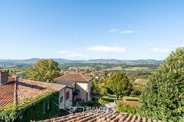 Maison en pierres avec dépendance et vue exceptionnelle