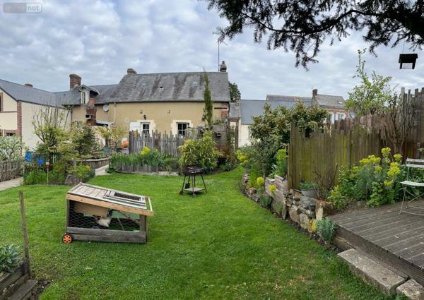 Maison de ville à vendre à Le Mêle-sur-Sarthe dans l'Orne (61170), ref : GR